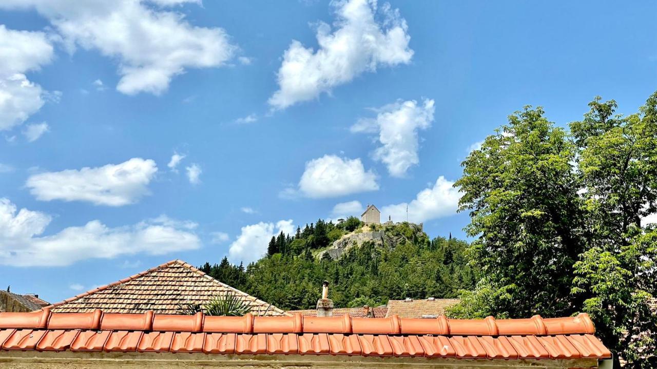 Studio Apartmani Kaja I Iva Sinj Exterior foto